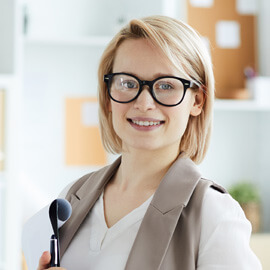 counselor with paper C975Z6M